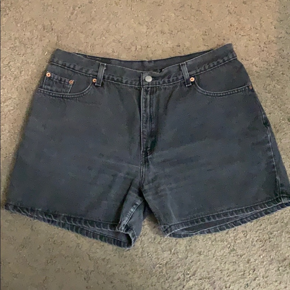 Levi’s High Waisted Jean Shorts Distressed Black